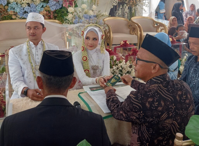 
 Ketika Mudin Menjadi Wali Nikah