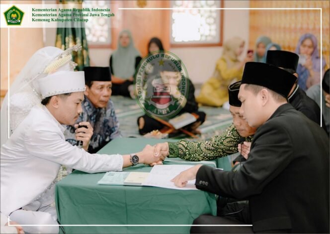
 Legalisasi Pernikahan : Menyatukan Keabsahan Agama dan Hukum