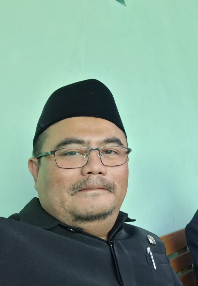 
 “Relevansi Refleksi Diri dalam Aktivitas Sehari-hari: Inspirasi dari Al-Hasr Ayat 16.”