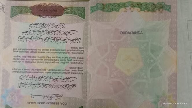 
 TIDAK ADA KEHARUSAN CETAK STATUS (Dari Pernikahan Sebelumnya) DI BUKU NIKAH
